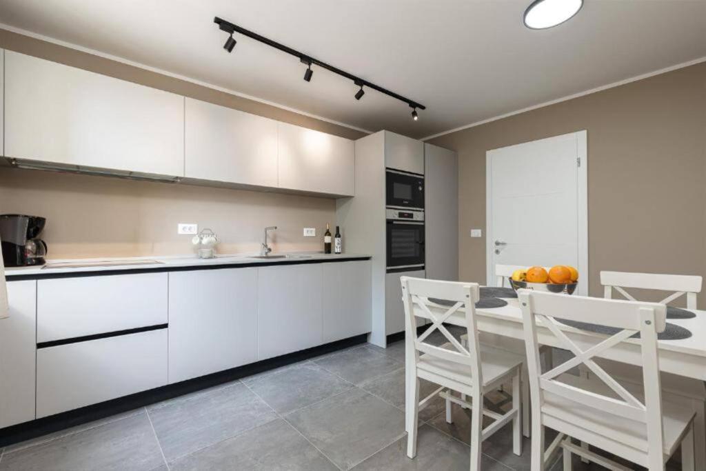 Vista Mare Apartment Poreč Dış mekan fotoğraf